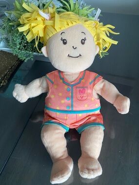 Chunky Manhattan Toys Baby Doll Stella plush beanie